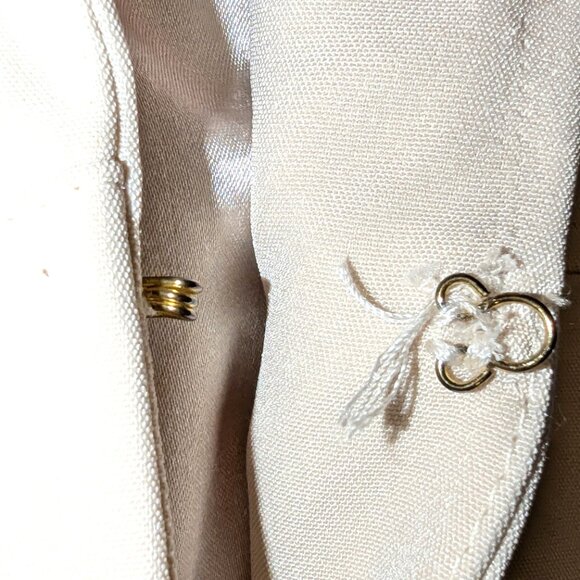 Club L London | “Unbeaten” Cream Plunge Corset Waist Blazer | Size 6 - Picture 14 of 16